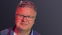 YugabyteDB_KubeCon_Dave-Roberts_Headshot_240x140